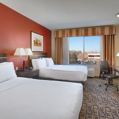 Holiday Inn & Suites Salt Lake City - Airport West By Ihg Экстерьер фото